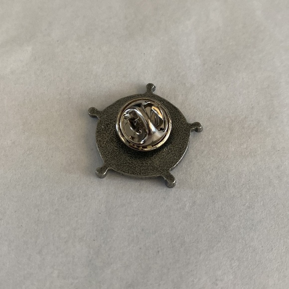 Harley-Davidson Police Sheriff Star Pin - Picture 3 of 4